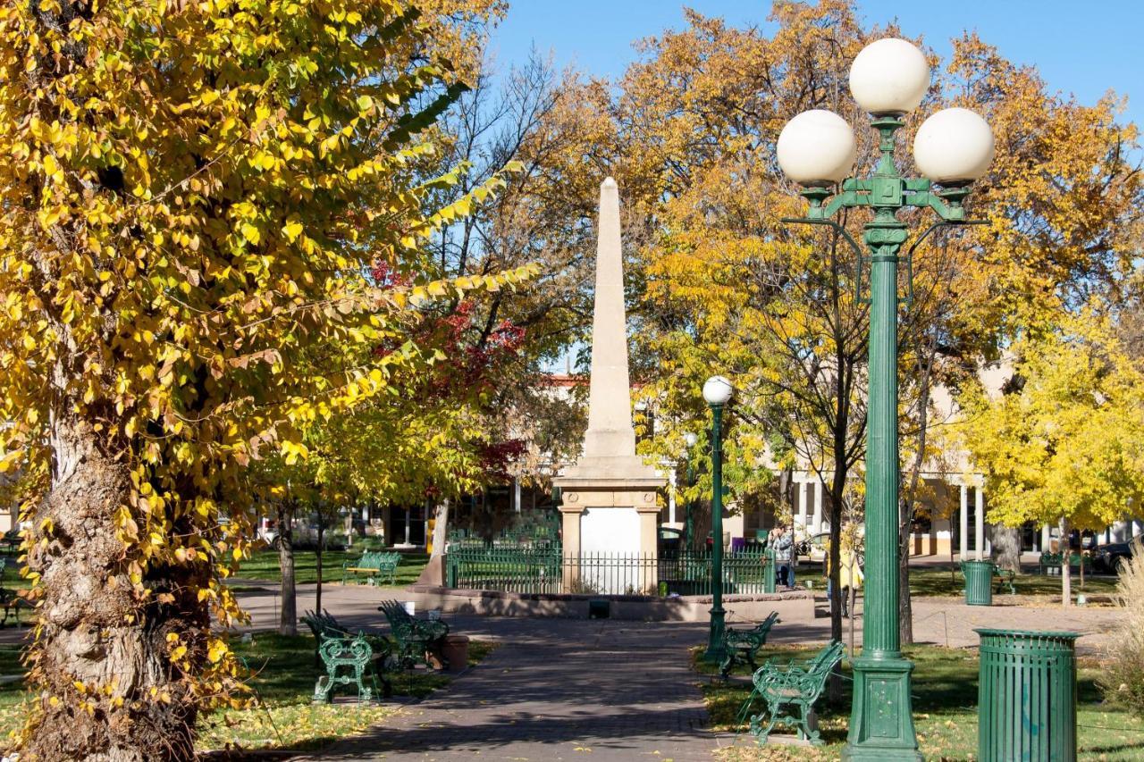 West Berger Charmer Unit B Santa Fe